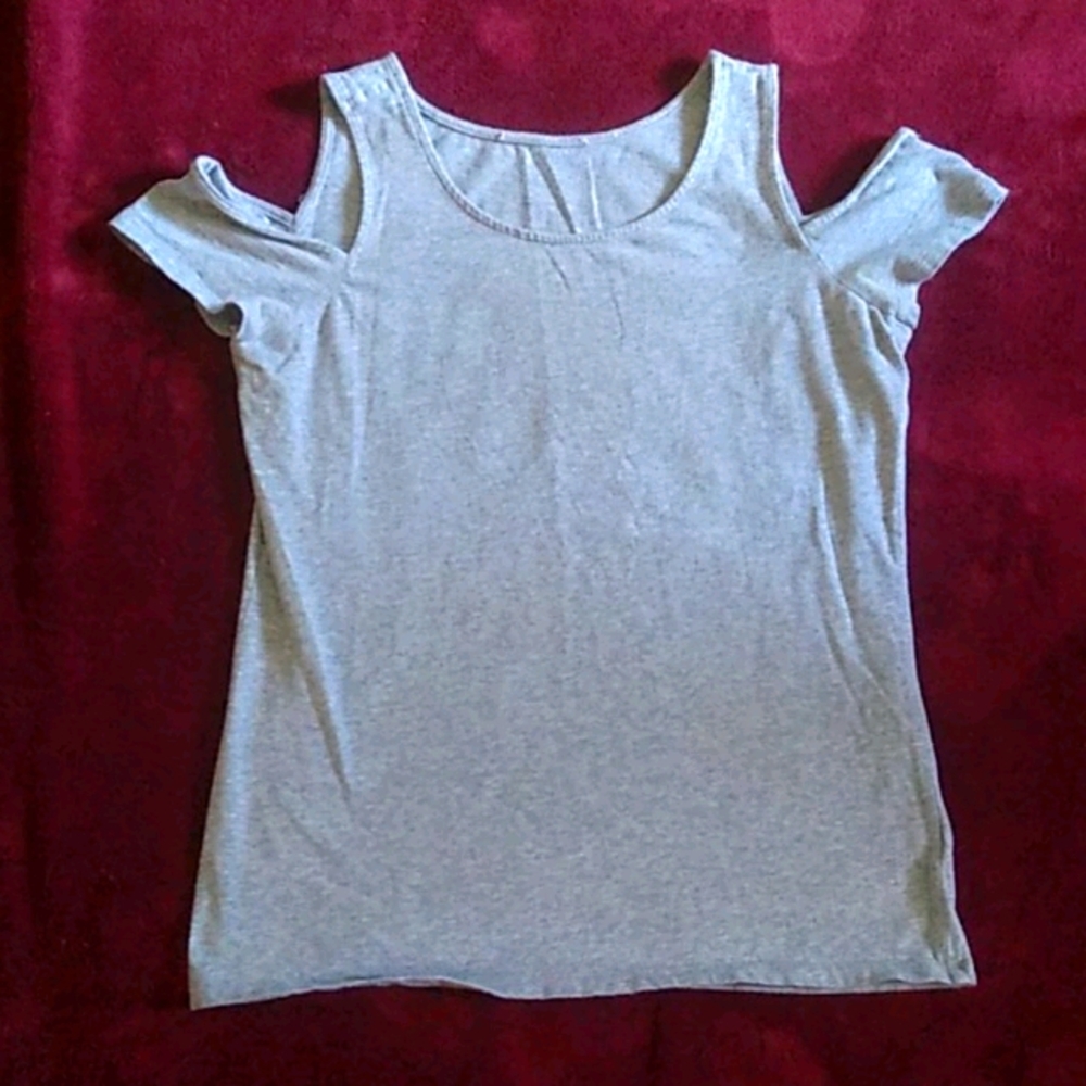 Gray off-the-shoulder shirt